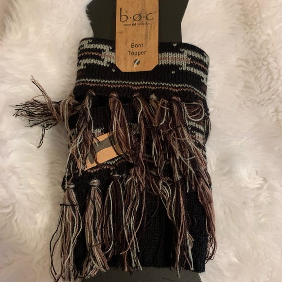 B.O.C. Ladies multi color fringes boot toppers/cuffs NWT (one size) - Picture 1 of 7